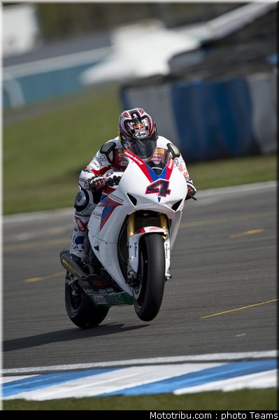 superbike_aoyama_009_wsbk_2012_angleterre_donington