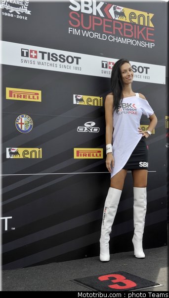 superbike_pitbabe_003_wsbk_2012_angleterre_donington