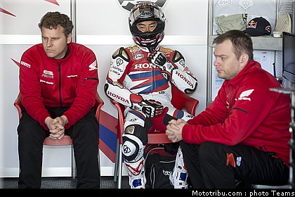superbike_aoyama_003_wsbk_2012_angleterre_donington.jpg