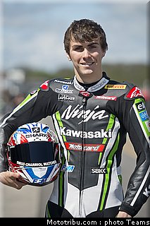 superbike_baz_002_wsbk_2012_angleterre_donington.jpg