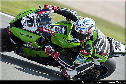 superbike_baz_005_wsbk_2012_angleterre_donington.jpg