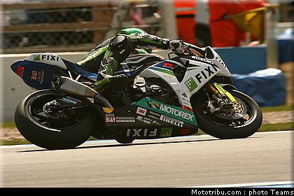 superbike_hinckman_008_wsbk_2012_angleterre_donington.jpg
