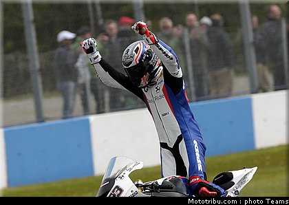 superbike_melandri_003_wsbk_2012_angleterre_donington.jpg