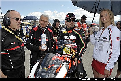 wsbk_pitbabe_011_usa_miller_2012.jpg