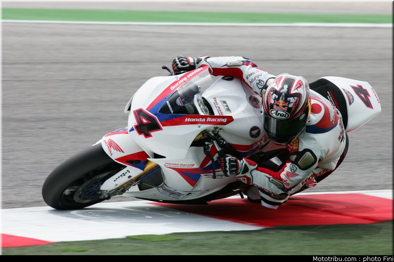 sbk_aoyama_001_san_marin_misano_2012