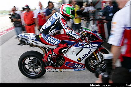 sbk_checa_005_san_marin_misano_2012.jpg