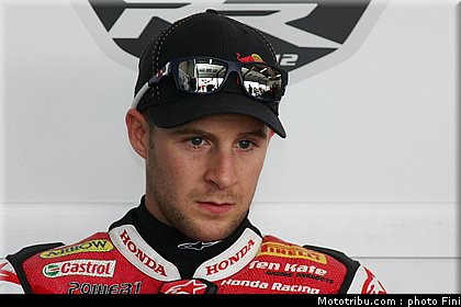 sbk_rea_004_san_marin_misano_2012.jpg