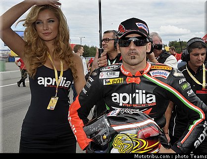 sbk_pitbabe_021_republique_tcheque_brno_2012.jpg
