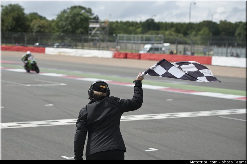 sbk_baz_019angleterre_silverstone_2012