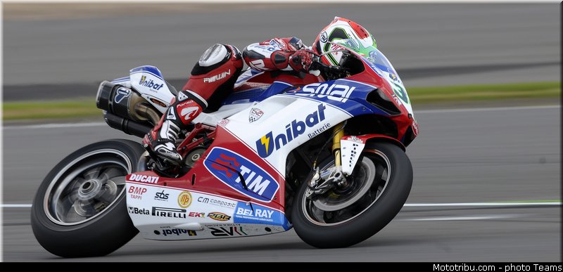 sbk_giugliano_003angleterre_silverstone_2012