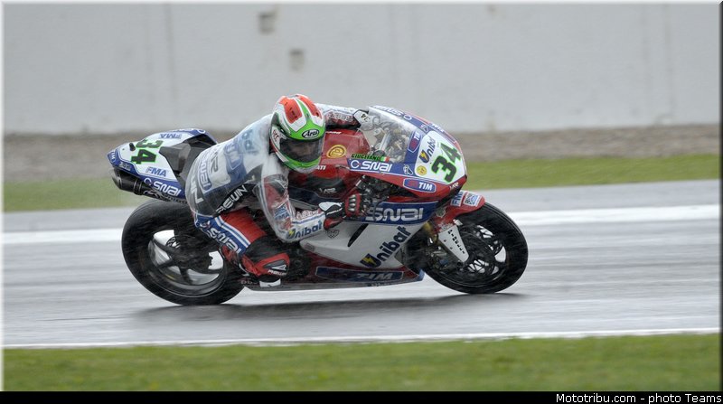 sbk_giugliano_005angleterre_silverstone_2012
