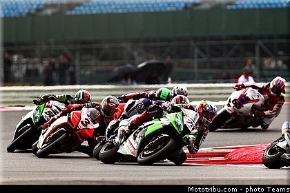 sbk_014angleterre_silverstone_2012.jpg