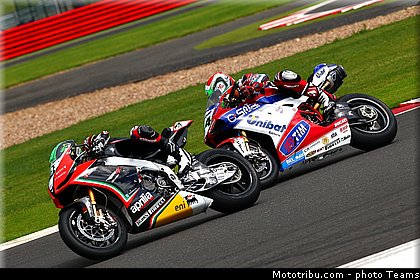 sbk_020angleterre_silverstone_2012.jpg