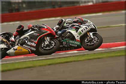 sbk_024angleterre_silverstone_2012.jpg