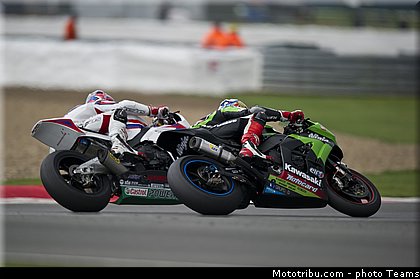 sbk_051angleterre_silverstone_2012.jpg