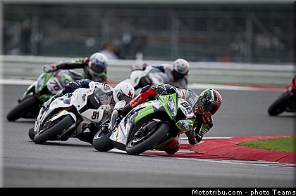 sbk_056angleterre_silverstone_2012.jpg