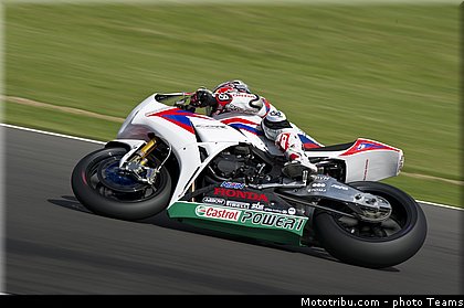 sbk_aoyama_001angleterre_silverstone_2012.jpg