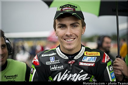 sbk_baz_011angleterre_silverstone_2012.jpg
