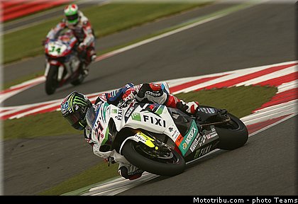 sbk_hopkins_019angleterre_silverstone_2012.jpg