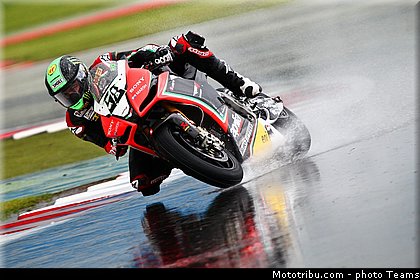 sbk_laverty_001angleterre_silverstone_2012.jpg