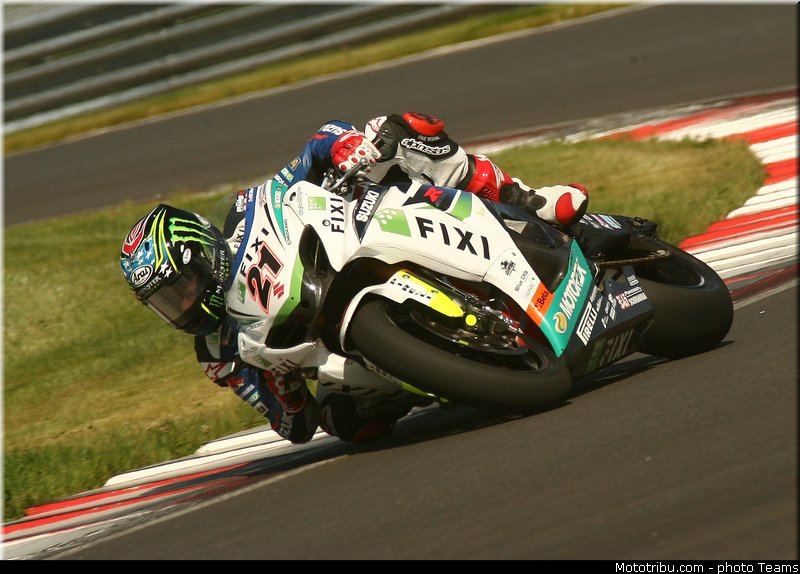sbk_hopkins_015_wsbk_2012_russie_moscou