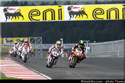sbk_012_wsbk_2012_russie_moscou.jpg