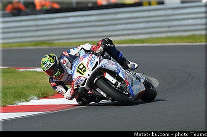 sbk_davies_001_wsbk_2012_russie_moscou.jpg