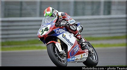 sbk_giugliano_004_wsbk_2012_russie_moscou.jpg