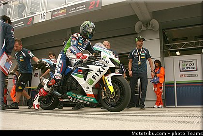 sbk_hopkins_006_wsbk_2012_russie_moscou.jpg
