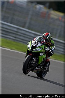 sbk_sykes_011_wsbk_2012_russie_moscou.jpg