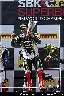 sbk_sykes_024_wsbk_2012_russie_moscou.jpg