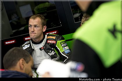 sbk_sykes_026_wsbk_2012_russie_moscou.jpg