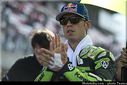 supersport_sofuoglu_014_wsbk_2012_russie_moscou.jpg