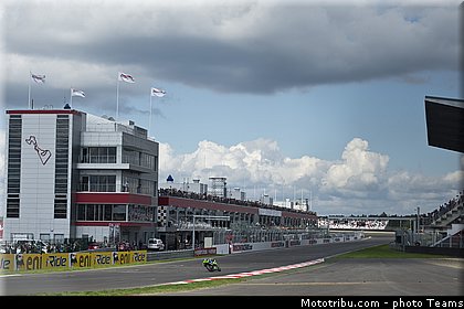 supersport_sofuoglu_015_wsbk_2012_russie_moscou.jpg