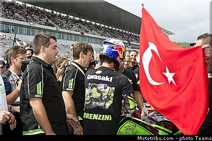 supersport_sofuoglu_018_portugal_portimao_2012.jpg