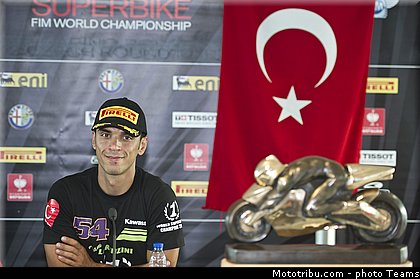 supersport_sofuoglu_022_portugal_portimao_2012.jpg