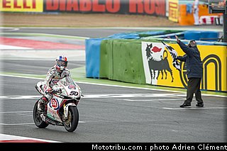 sbk_guintoli_009_france_magny_cours_2012.jpg