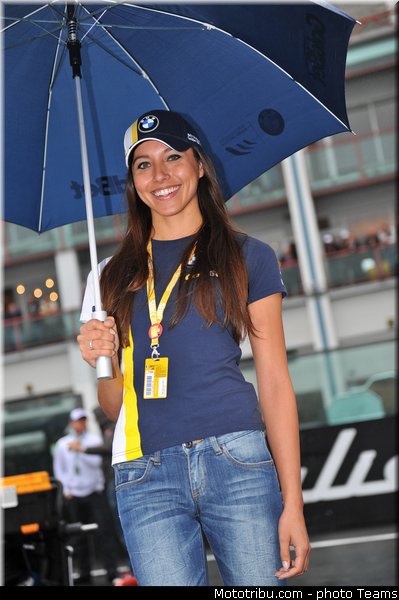 sbk_pitbabe_014_france_magny_cours_2012