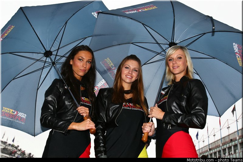 sbk_pitbabe_015_france_magny_cours_2012
