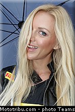 sbk_pitbabe_017_france_magny_cours_2012.jpg