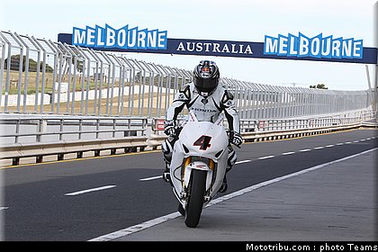 aoyama_001 superbike_supersport_test_2012.jpg