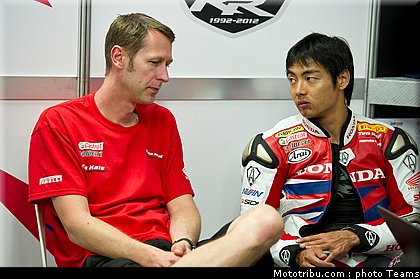 aoyama_037 superbike_supersport_test_2012.jpg