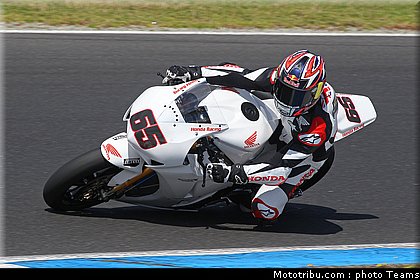 rea_011 superbike_supersport_test_2012.jpg