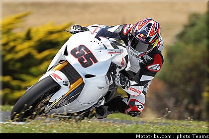 rea_016 superbike_supersport_test_2012.jpg