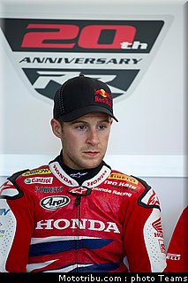 rea_025 superbike_supersport_test_2012.jpg