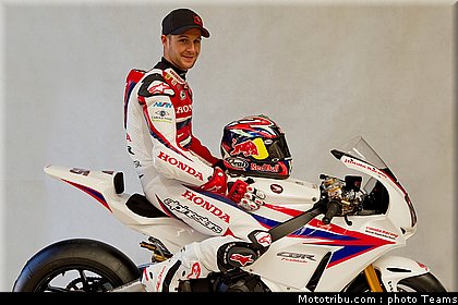 rea_038 superbike_supersport_test_2012.jpg