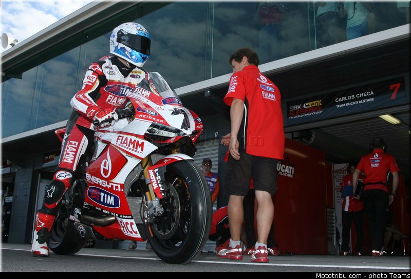 superbike_checa_015_australie_philip_island_2013