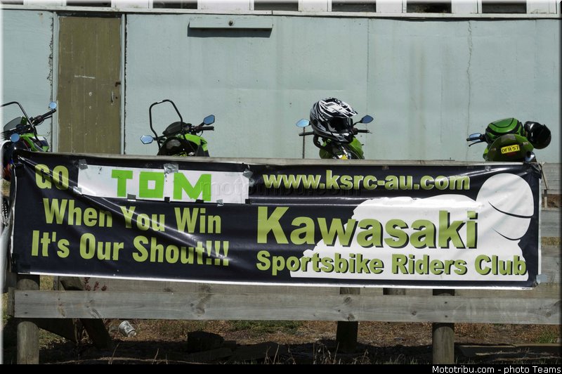 superbike_pitbabe_012_australie_philip_island_2013