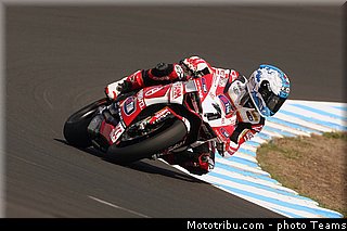 superbike_checa_007_australie_philip_island_2013.jpg