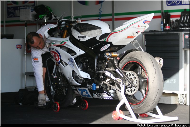wsbk_paddock_004_aragon_2013